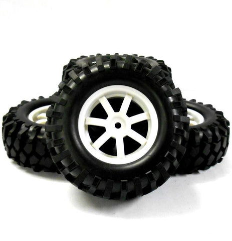 A960030 1/10 Scale Off Road Rock Crawler Wheel and Tyres 4 White Plastic 7 Spoke